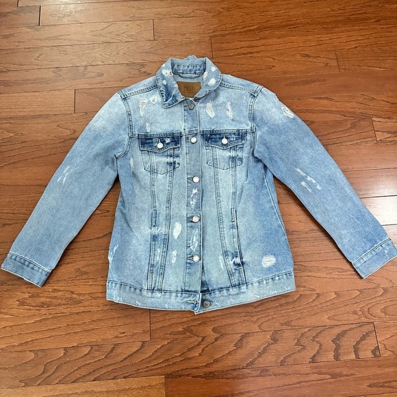 BBJ Los Angeles Distressed Denim Trucker Jacket Light Blue Wash Women’s Small - Picture 2 of 12